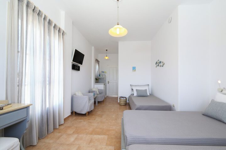 Room 55 of 143