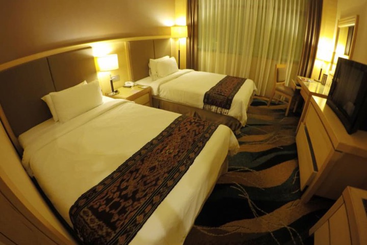 Room 5 of 35