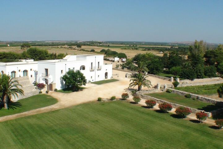 Hotel 55 of 68