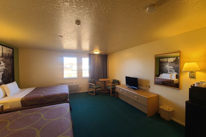 Room 39 of 83