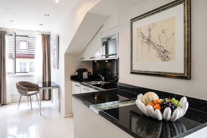 Private kitchenette
