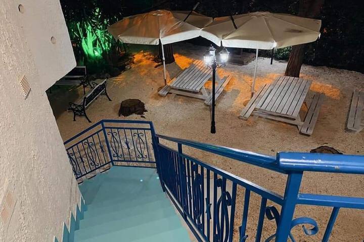 Hotel 90 of 92