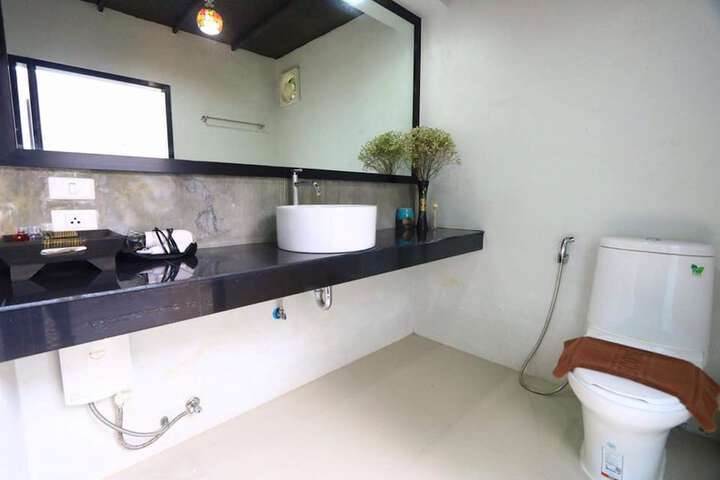 Room 19 of 29