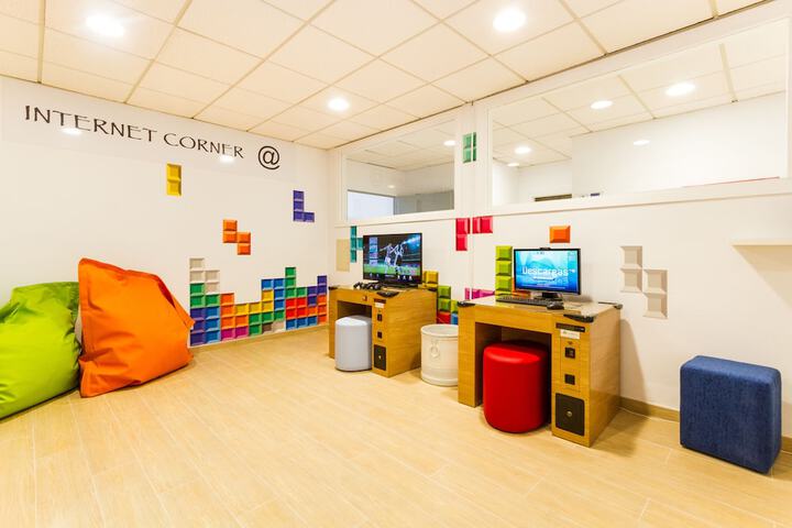 Children's play area - indoor