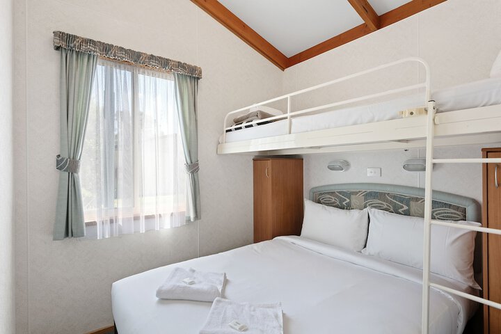 Room 3 of 67