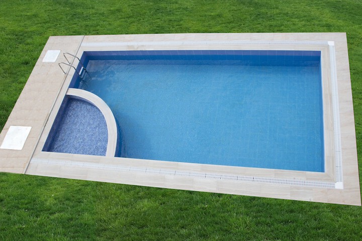 Pool Hotel
