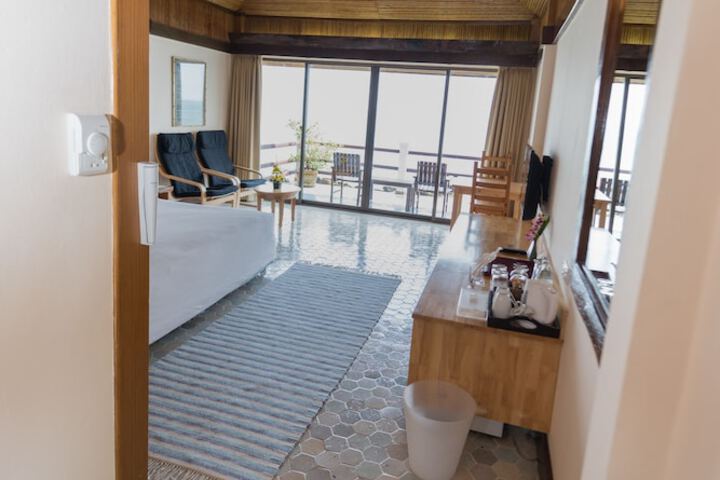 Room 40 of 149
