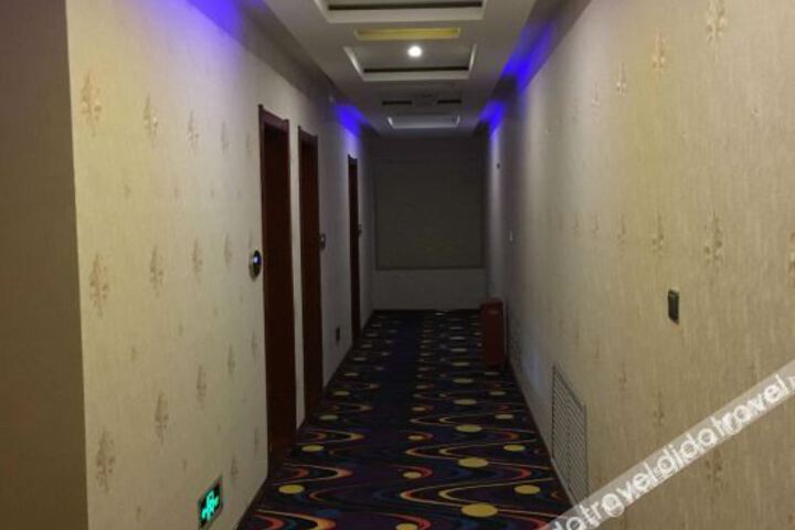 Hotel Interior 8 of 10