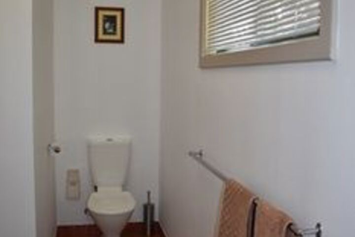 Room 10 of 69