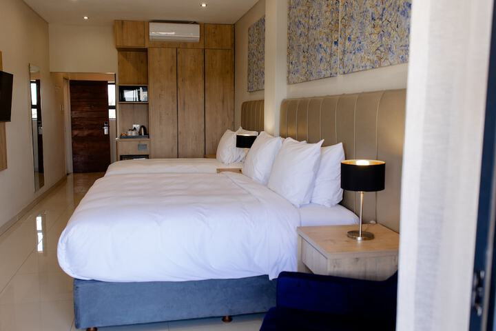 Room 21 of 39