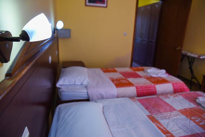 Room 5 of 42