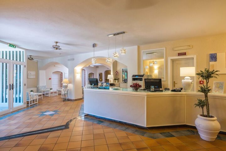 Reception hall