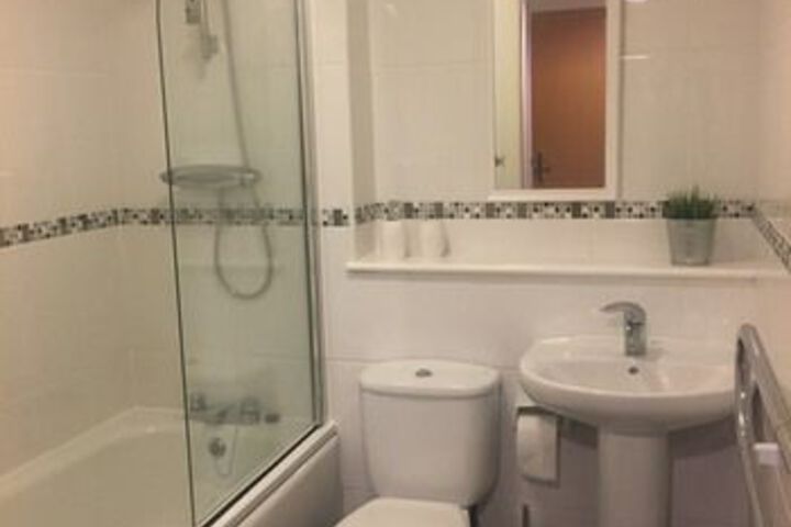 Room 4 of 23