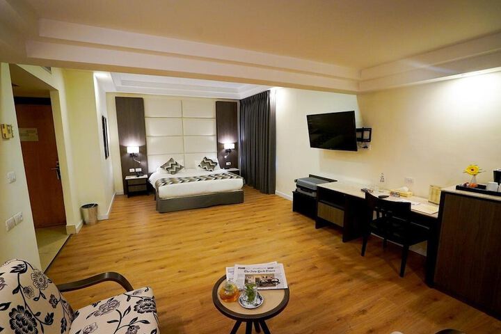 Room 37 of 89