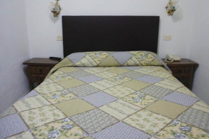 Room 14 of 66
