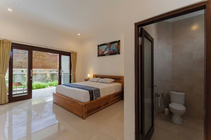 Room 9 of 21