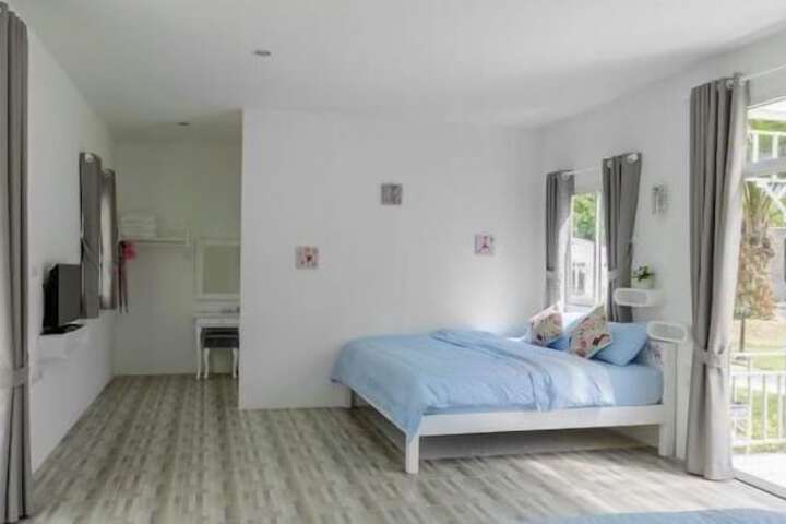 Room 19 of 50