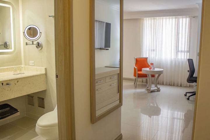 Room 12 of 61