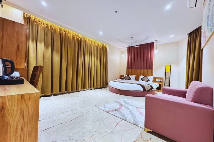 Room 55 of 156