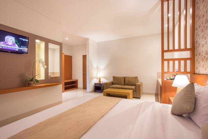 Room 8 of 45