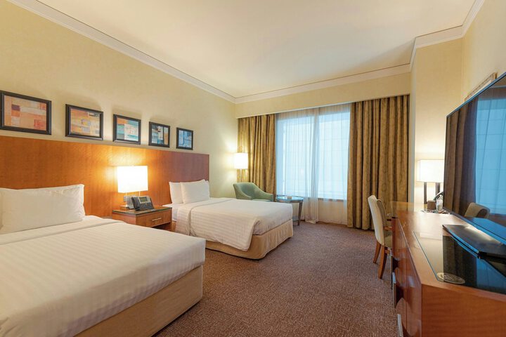 Room 20 of 73