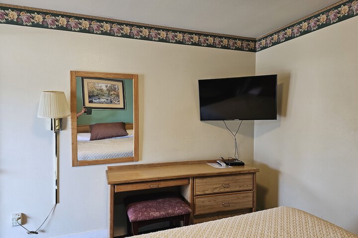 Room 15 of 44