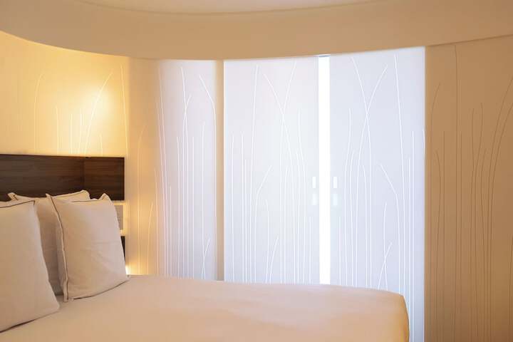 Room 4 of 63