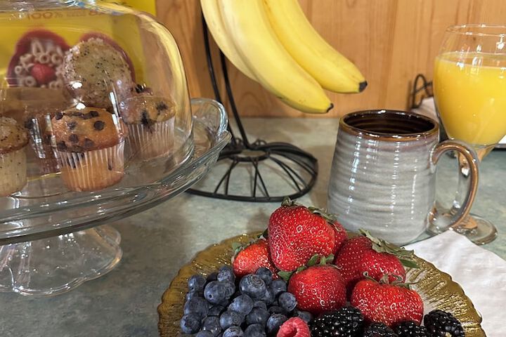 Breakfast/Coffee Service 64 of 74