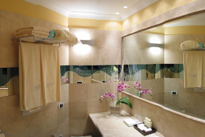 Bathroom Interior Photo