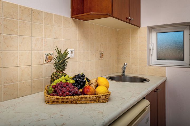 General 12 of 32
