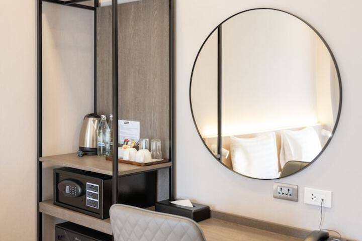 Room 20 of 40