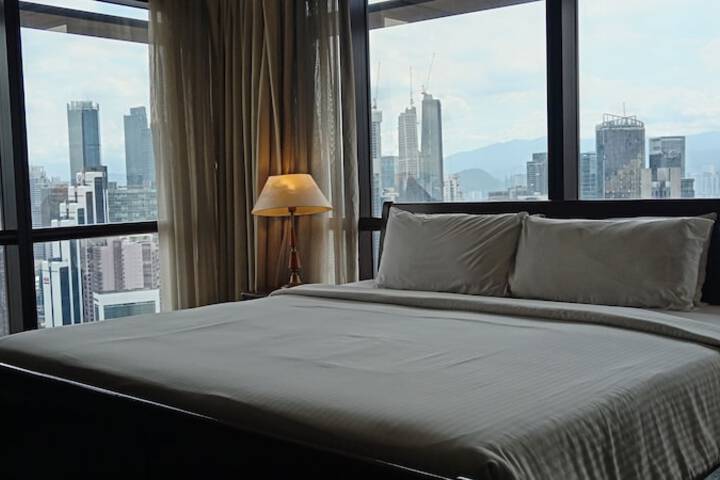 Room 35 of 47