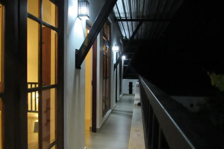 Room 3 of 11