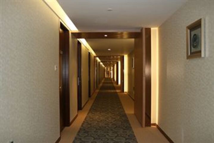 Ballroom/Hall 5 of 6