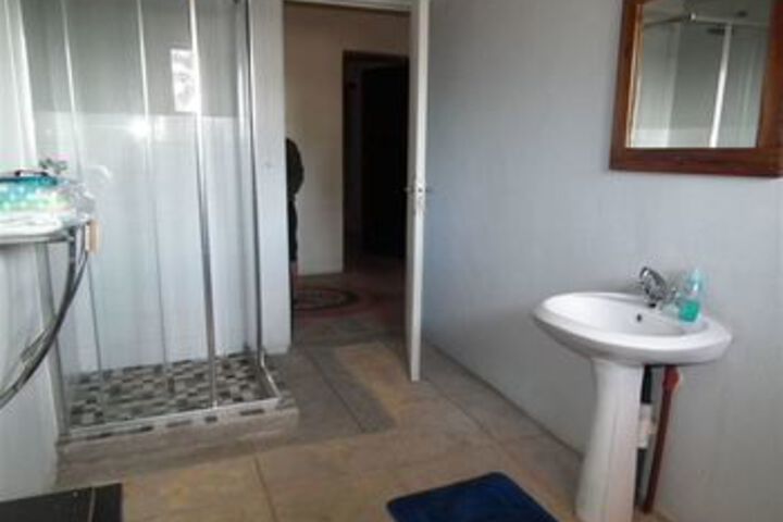Room 3 of 29