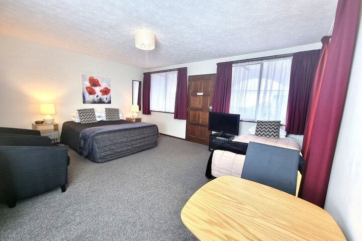 Room 16 of 29