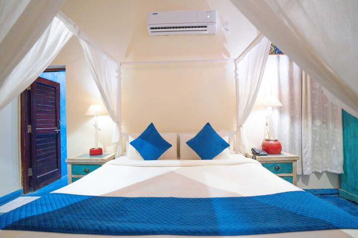 Room 10 of 96