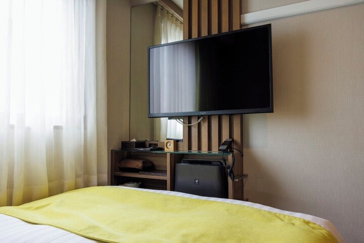 Room 9 of 29