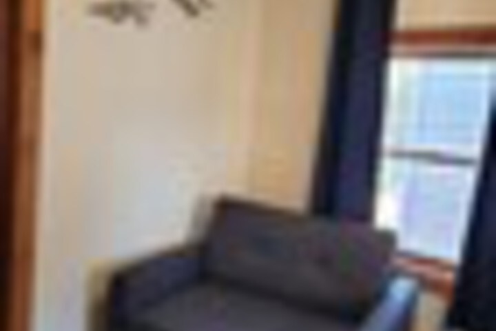 Room 80 of 342