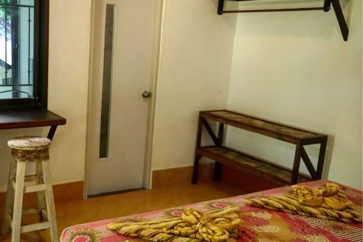Room 21 of 174