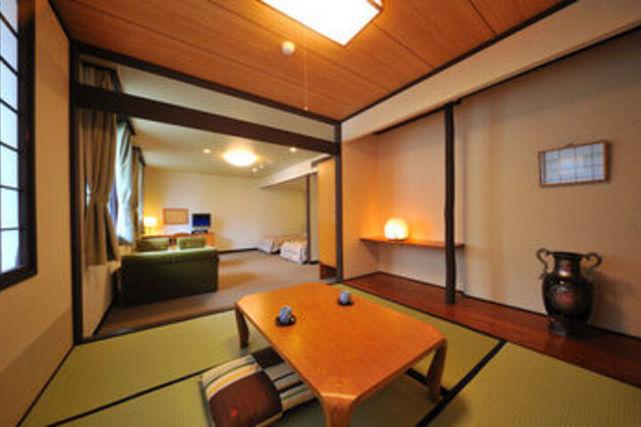 Room 42 of 57