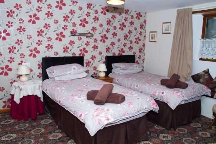 Room 16 of 61