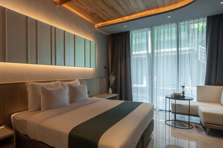 Room 4 of 35