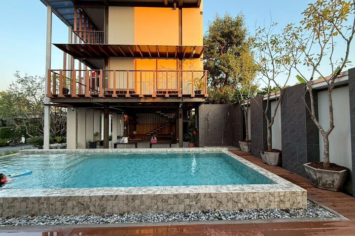 Pool 52 of 72