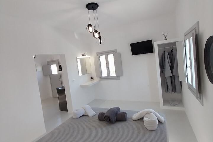 Room 8 of 75