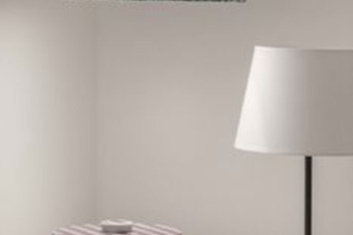 Room 11 of 21
