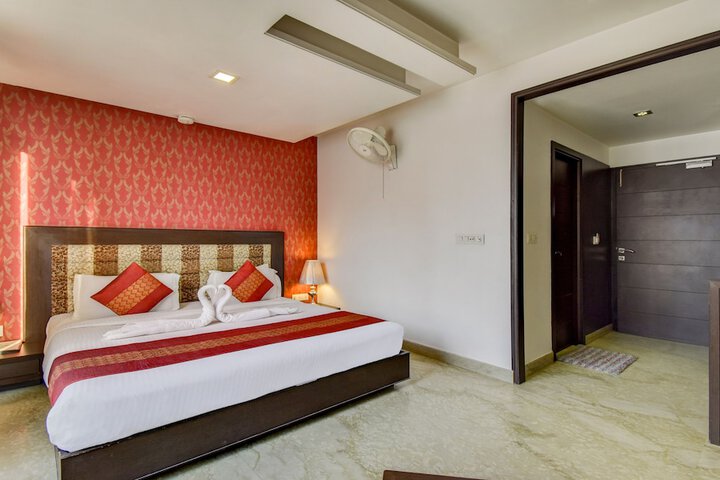 Room 6 of 44