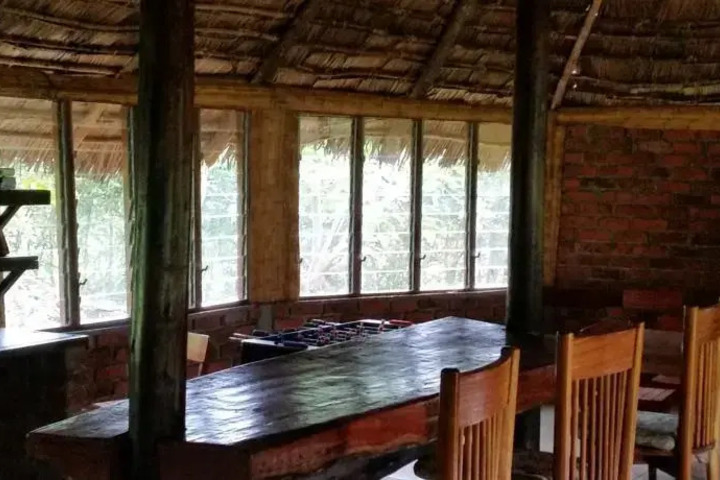 MERU SIMBA LODGE