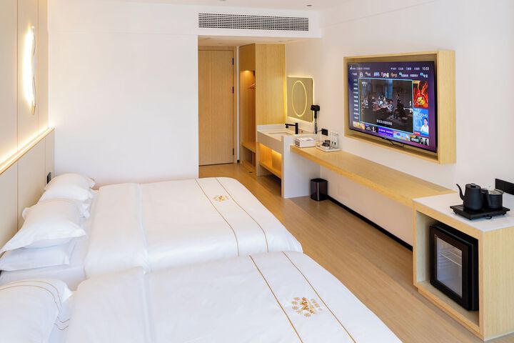 Room 38 of 158