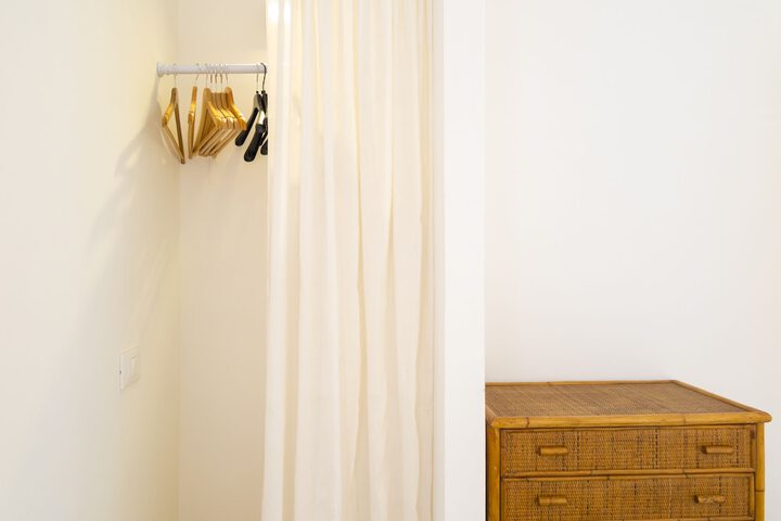 Room 26 of 35